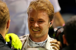 F1: trionfo Rosberg a Singapore, taglio in quota