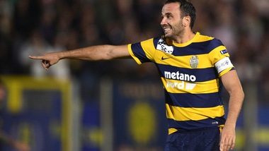 Serie B Verona, Pazzini fa bis: Frosinone piegato 2-0
