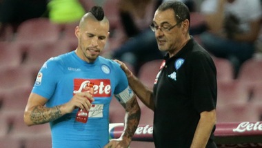 Serie A Napoli, Sarri ci riprova: «Di arbitri vorrei parlasse la società»