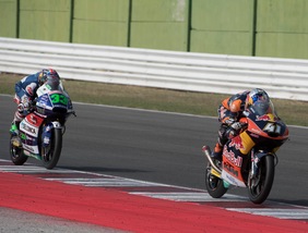 Moto3, Aragon: vittoria a Navarro, campionato a Binder