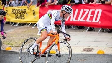 Red Hook Criterium: il Mondiale di bici a scatto fisso su strada si assegna a Milano