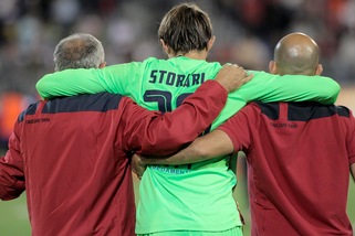 Serie A Cagliari, Storari out: dovrà essere operato