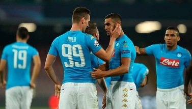 Champions League, Napoli-Benfica 4-2: Hamsik, Mertens e Milik show