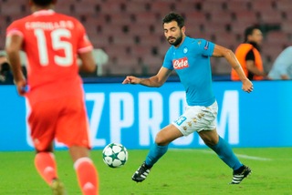 Serie A Napoli, per Albiol elongazione del bicipite femorale sinistro