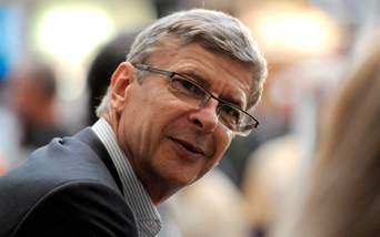 Panchina Inghilterra, Wenger irrompe in lavagna