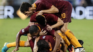 Serie A, Roma-Inter 2-1: decidono Dzeko e Manolas