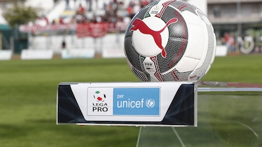 Lega Pro Lucchese-Olbia 1-1. Pesenti replica a Colombo