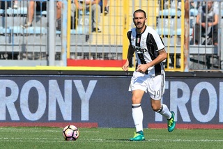 Calciomercato, dall'Inghilterra: «Super offerta dal Chelsea per Bonucci»