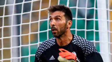 Italia-Spagna o Juventus-Napoli? Reina: «Buffon sempre più bravo. E ammiro Bonucci»