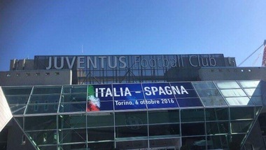 Juventus Stadium, la Figc copre il numero degli scudetti