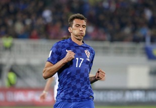 Juventus, Mandzukic oltre il dolore ma a Vinovo cresce l'ansia