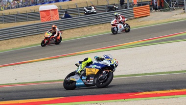 Moto2, Dominique Aegerter scaricato dalla CarXpert