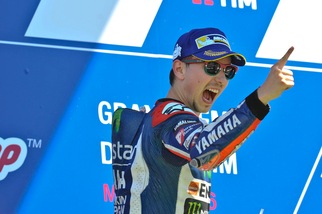 MotoGp, Lorenzo: «Il miglior momento per andare alla Ducati»