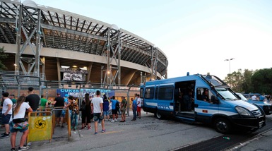 Napoli-Roma vietata ai tifosi giallorossi