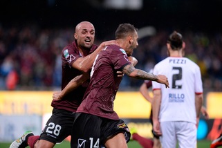 Serie B Benevento, primo stop: il derby lo vince la Salernitana 2-1