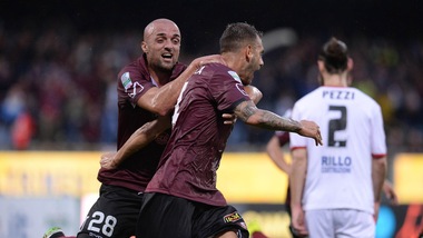 Serie B Benevento, primo stop: il derby lo vince la Salernitana 2-1