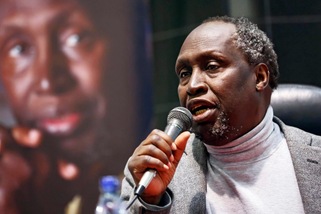 Nobel letteratura: Wa Thiong'o favorito davanti a Murakami
