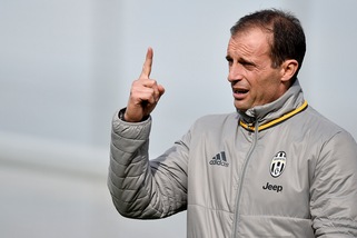 Juventus, in dieci per il premio allenatore dell'anno Fifa. Allegri non c'è