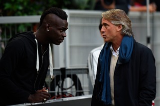 Nizza, Mancini lancia Balotelli: «Incredibile che non sia titolare nell'Italia»