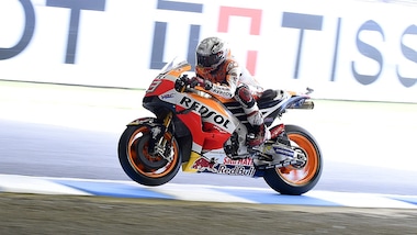 MotoGp Giappone: Marquez leader, Rossi settimo. Lorenzo, che caduta!