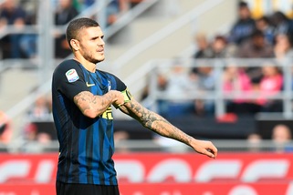 Inter, Icardi posta foto con la squadra: «Forza Inter!»