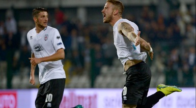 Serie B, Pro Vercelli-Novara 2-1: la risolve Emmanuello al 94'