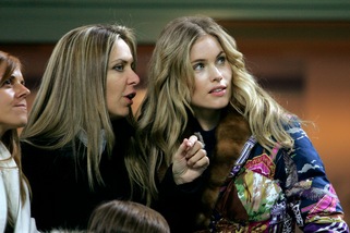 FOTO Ronaldo ricorda la sexy moglie di Figo