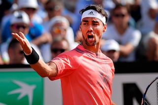 Mosca, Fognini vince il derby con Lorenzi e passa ai quarti
