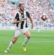 Calciomercato, l'ad del City: «Bonucci vuole Guardiola, ma la Juventus non lo vende»
