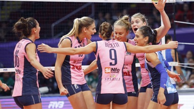 Riscatto Pomì. Le campionesse d'Europa vincono 3-2 sul Rexona