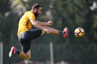 La Juventus in campo in vista del Milan
