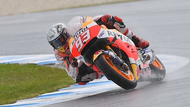 MotoGp, Phillip Island: pole per Marquez, Rossi 15/o