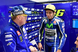 MotoGp Phillip Island, Rossi: «Mi sono divertito, dedico podio al Sic»