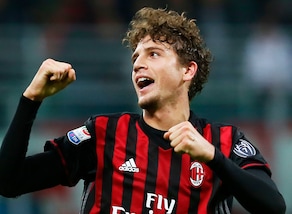 Rizzoli sbaglia, Locatelli no: il baby Milan stende la Juventus senza verve