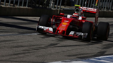 F1, Austin: ritiro Raikkonen, Hamilton davanti
