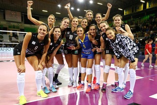 Tre in vetta: Novara, Modena e Bergamo. Imoco solo al quinto a Firenze