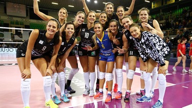 Tre in vetta: Novara, Modena e Bergamo. Imoco solo al quinto a Firenze