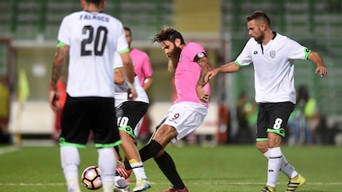 Lega Pro, Livorno-Arezzo, pari nel derby: rosso per Moscardelli