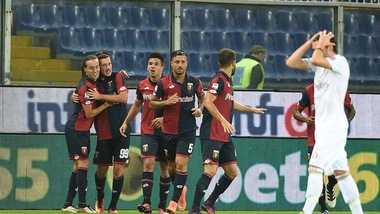 Serie A, Genoa-Milan 3-0: rossoneri ko in dieci, niente sorpasso alla Juventus