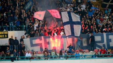 Juve-Napoli, maxischermo davanti al San Paolo