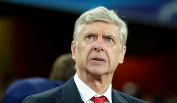 Wenger contro il Pallone d'Oro: «Dà alla testa ai giocatori»