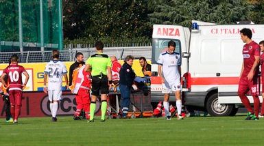Serie B, le immagini dei soccorsi a Boakye durante Cittadella-Latina