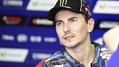 MotoGp Malesia, Lorenzo: «Terzo posto, ho avuto fortuna»