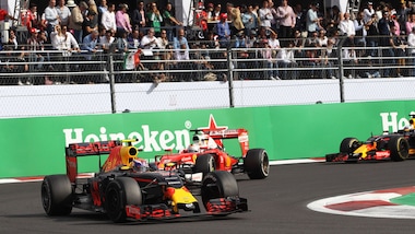 F1 Messico, Verstappen e Ricciardo: colpa di Vettel