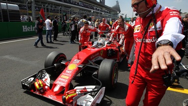 F1 Messico, colpo di scena: commissari cancellano il podio di Vettel