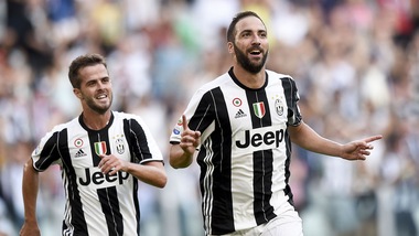 Serie A, capocannoniere: Higuain stacca Dzeko