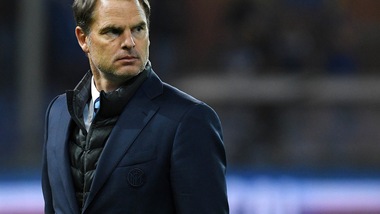 Calcio Femminile, De Boer: "Stesso stipendio degli uomini? Ridicolo"