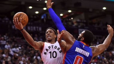 Basket NBA, DeRozan piega Gallinari