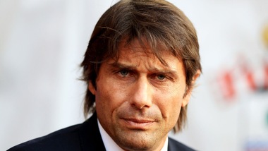 Calciomercato Chelsea: «Conte vuole il difensore Lascelles»