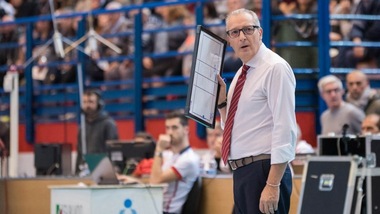 Flavio Gulinelli torna sulla panchina di Molfetta. Esonerato Di Pinto